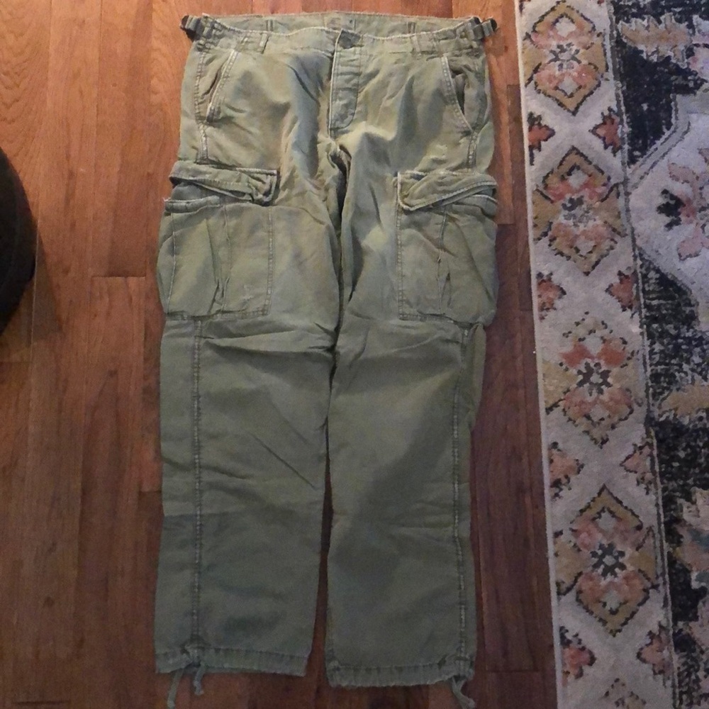 American eagle cargo pants